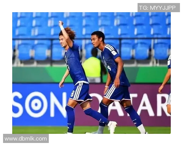 日本国奥队迎战卡塔尔队争夺亚洲足球赛重要胜利